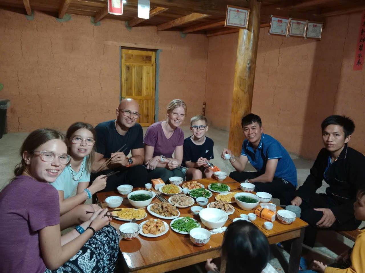 Hoang Nam Homestay Quan Ba Экстерьер фото